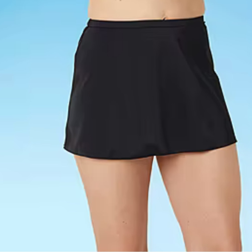 NWOT Trim Shaper Mini Swim Skirt Women’s Size 14